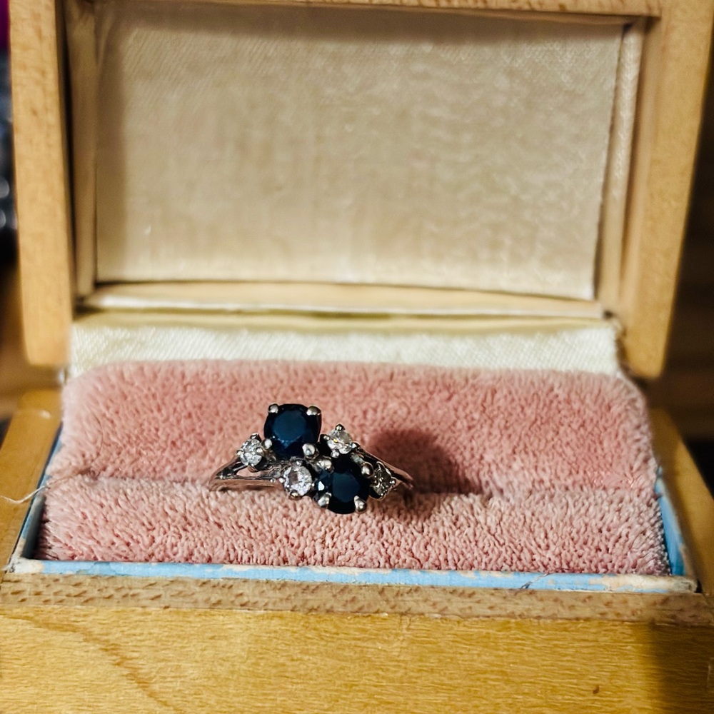 Vintage 14k white gold cocktail ring. 4 diamonds 2 sapphires worn with 💕